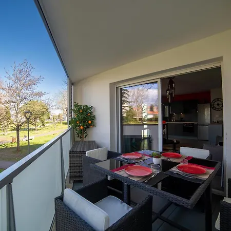 Lumineux Avec Terrasse Au Calme En Hyper Centre. Apartment Anglet